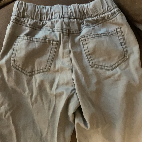 Cat &Jack 4/5 boys pants and Adidas size 5 t-shirt - Picture 6 of 11